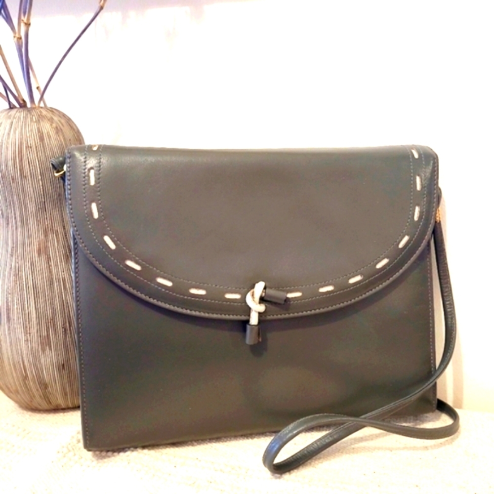 Vintage Coret Shoulder/Clutch Bag